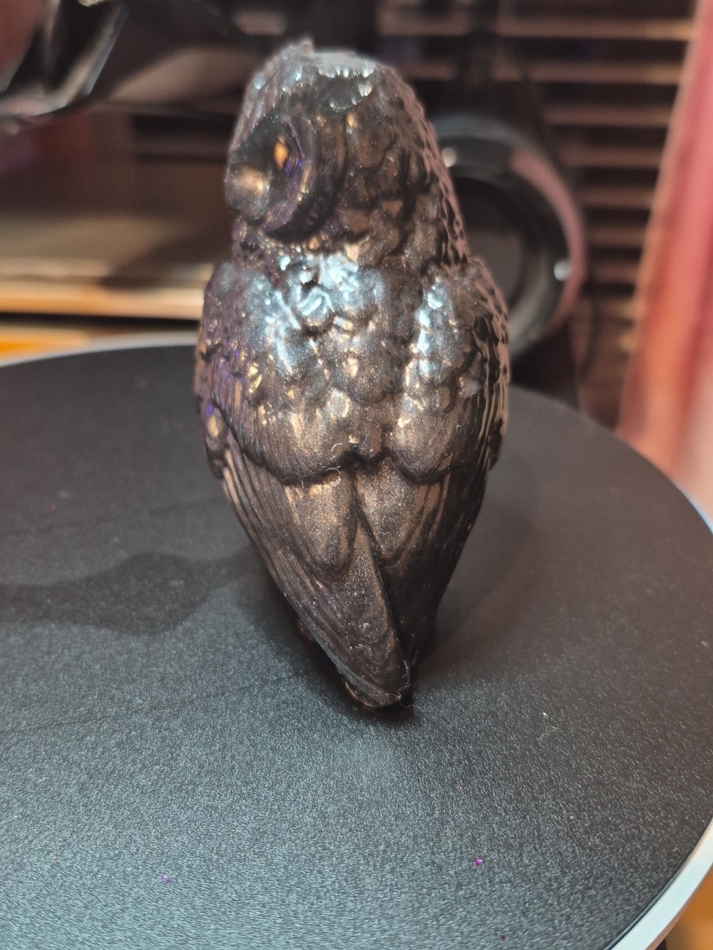 Glittery Black Resin Owl Figurine.
3 1/2" tall. #OF7